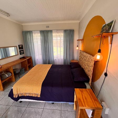 Firefly Budget Friendly Guest House Kempton Park Eksteriør billede